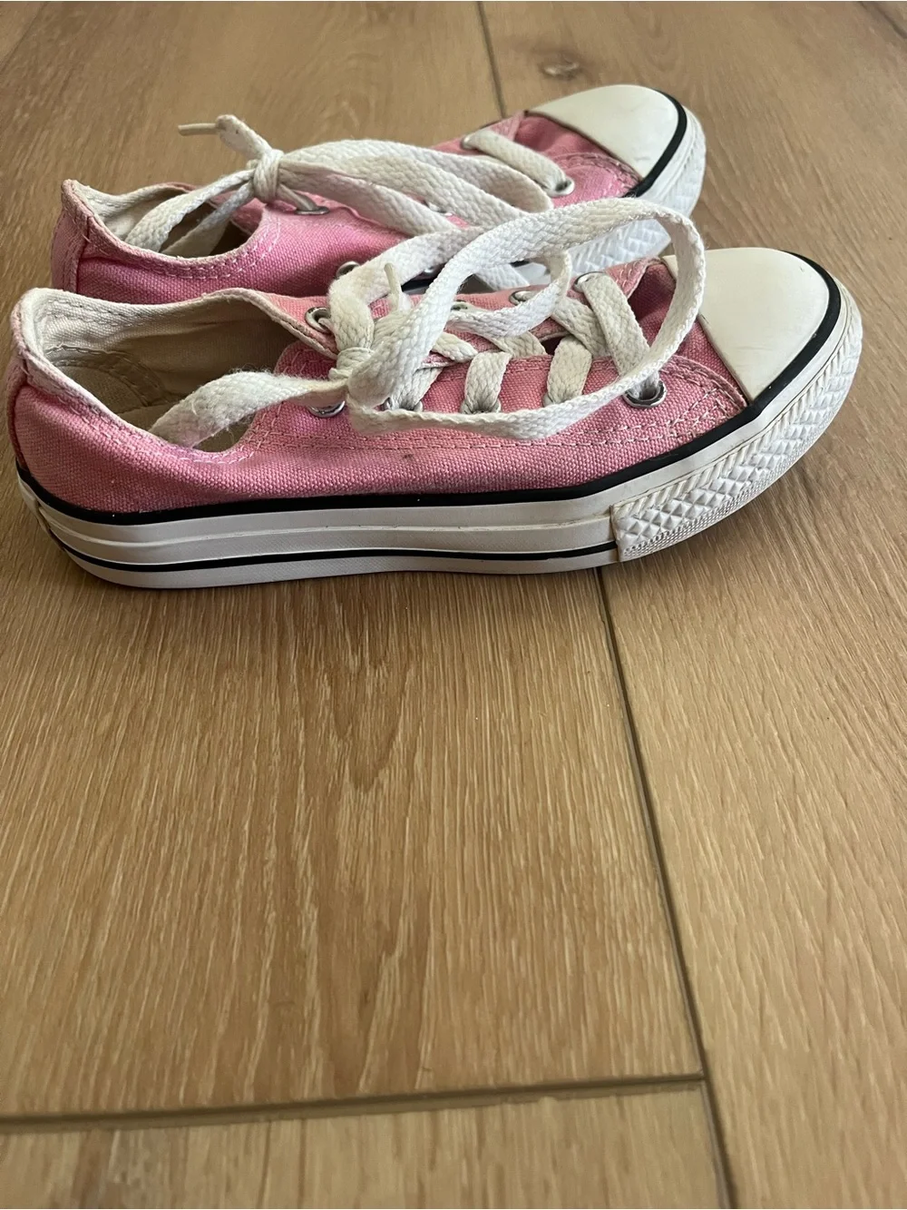 Converse Kids Pink Canvas Low-Top Sneakers